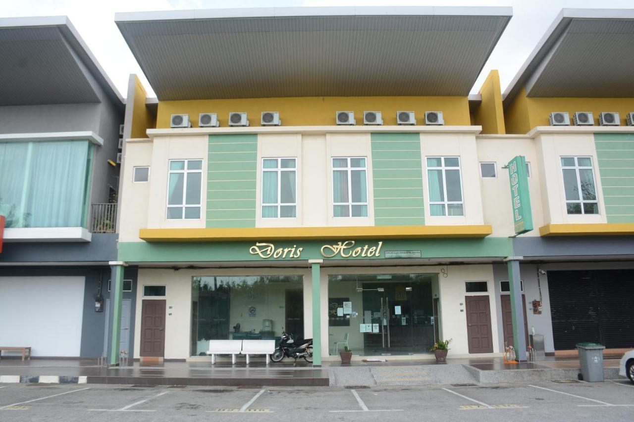 Doris Hotel Malacca Bagian luar foto