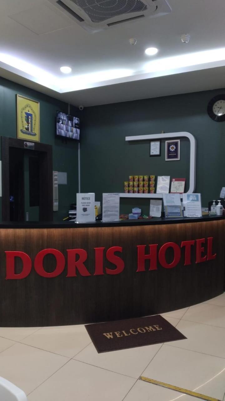 Doris Hotel Malacca Bagian luar foto